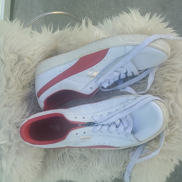 Puma White/RED "Clyde" Leather Sneakers 11.5 - Picture 2 of 5